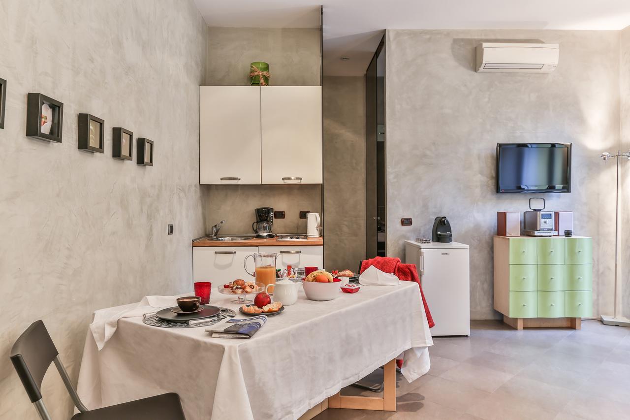 San Babila Suite Mediolan Zewnętrze zdjęcie